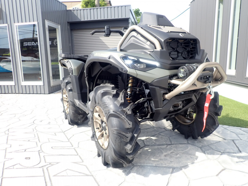Can-Am OUTLANDER XMR1000R