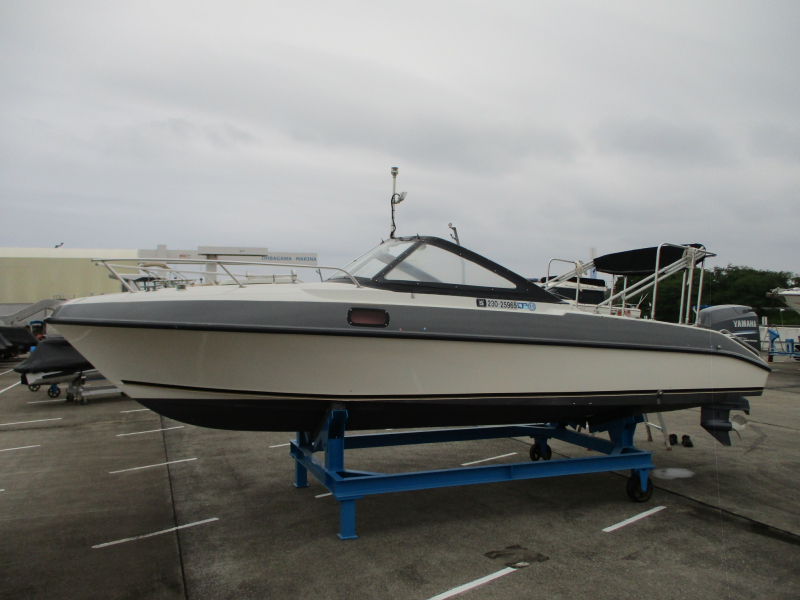 ニッサン FS-660 ヤマハ船外機搭載