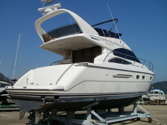 Princess Yachts 45