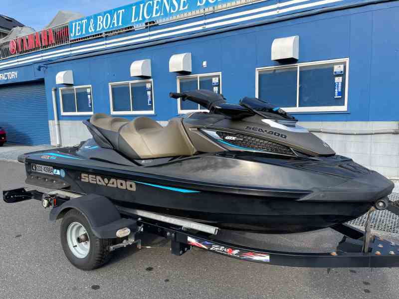 シードゥ GTX LIMITED 300 SEADOO ラグジュアリーモデル　中古艇
