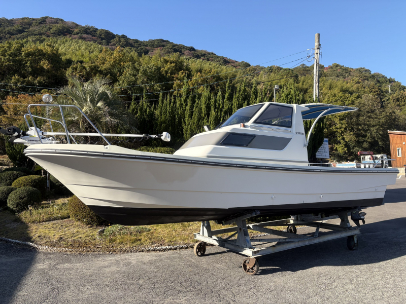 ヤマハ YD-26 ☆安定感抜群のディーゼルドライブボート「YD26」の極上美艇☆