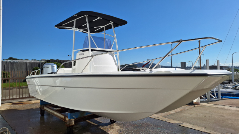 ニュージャパンマリン NSC22