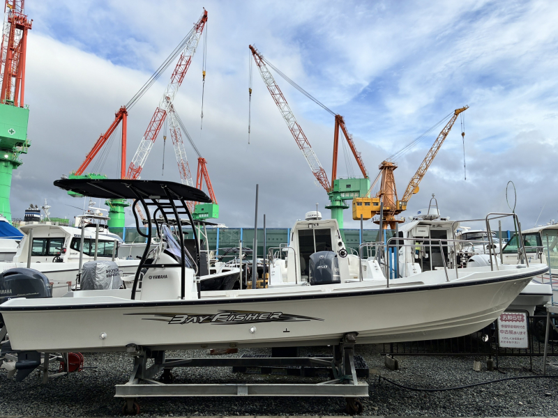 ヤマハ BayFisher25 F90　システムT-TOP、バウレール特別艤装艇