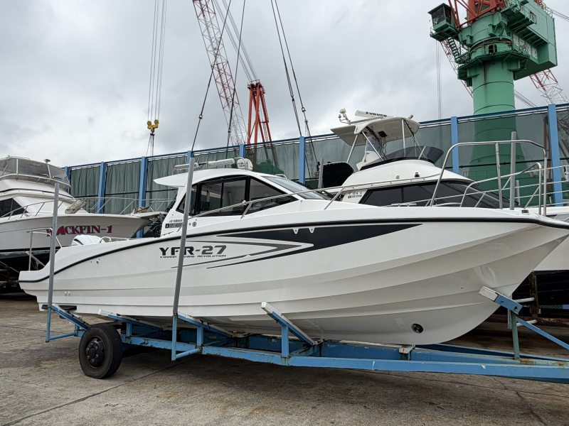 ヤマハ YFR-27HMEX F250　ホワイト船外機　バウスラスター搭載