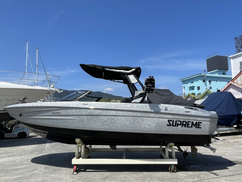 SUPREME S220