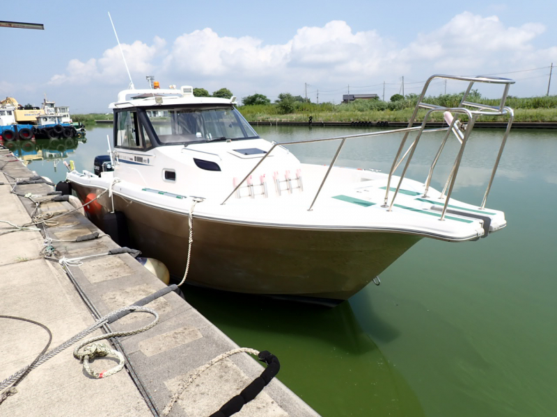 スナガ ブルーシャーク310 装備充実、グレードアップフィッシャー～25HP×2機～安定性抜群の高速艇～エンジンアワー/65時間余　即納艇です