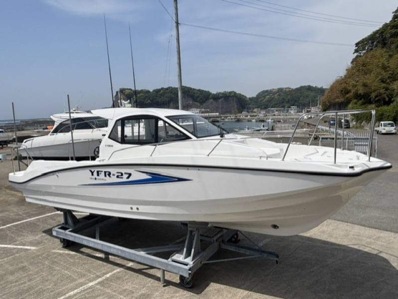 ヤマハ YFR-27HMEX 特別バージョン入荷✨クーラーBOXとSeaDekも付いてます🚢