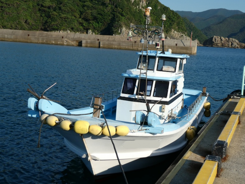 その他メーカー(国内) 漁船 NO,070722　漁船　遊漁船　尾崎造船－28尺（FRP＝1．9t）3級