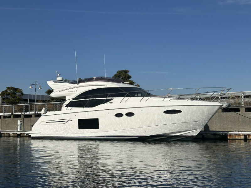 Princess Yachts F49