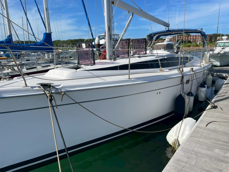 HUNTER Marlow Hunter 37 