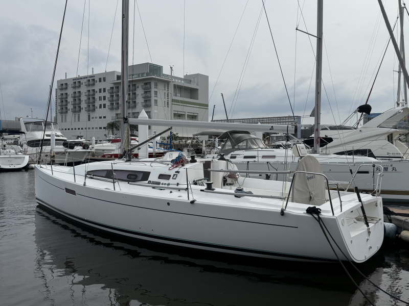 J BOATS J/112E 在福岡
