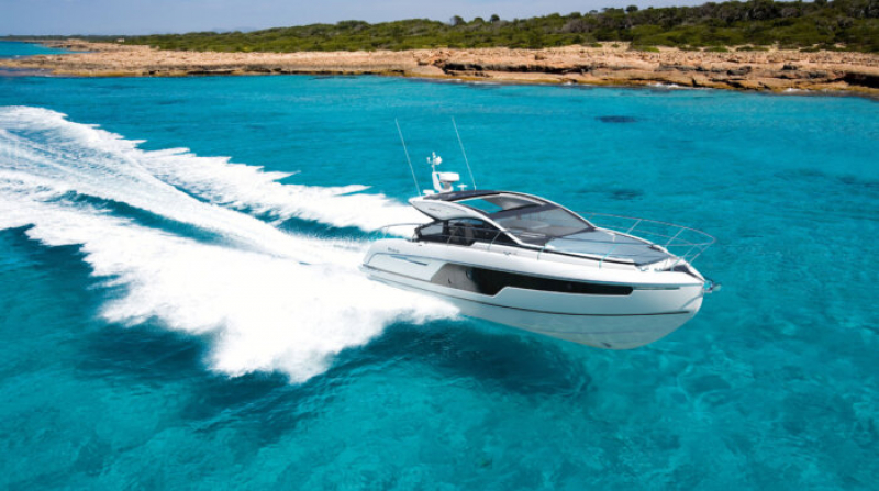 フェアライン Targa40 BRAND NEW FAIRLINE TARGA 40 （保管場所:香港）　ーFAIRLINE日本総代理店ー　