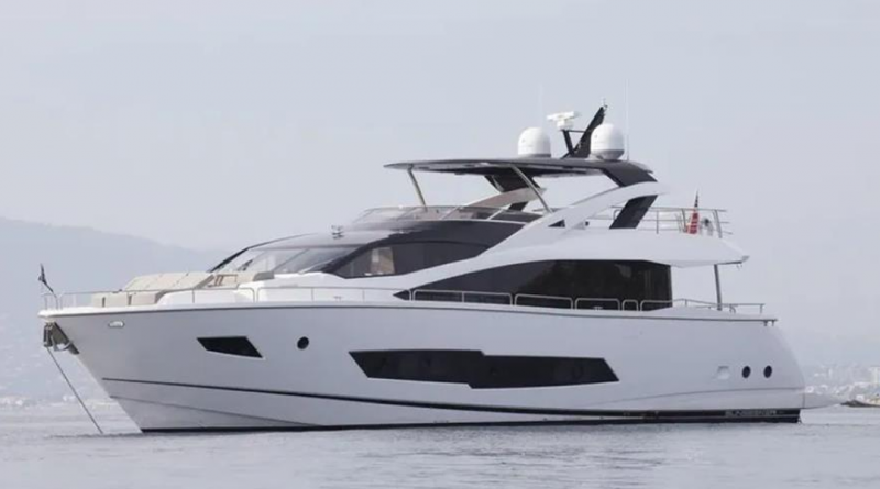 サンシーカー 86 Yacht 