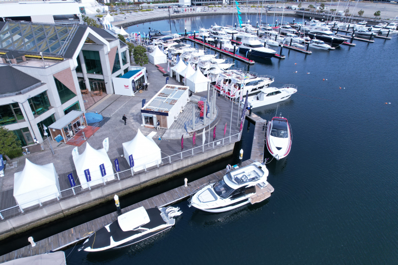 横浜ヨットサービス