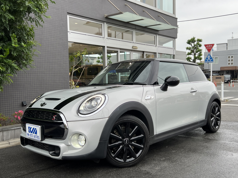 MINI(ミニ) ミニ クーパーS JCWレザーステアリング