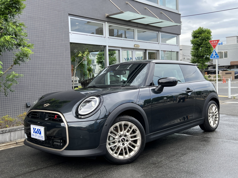 MINI(ミニ) ミニ クーパーS FavouredTRIM Mパッケージ