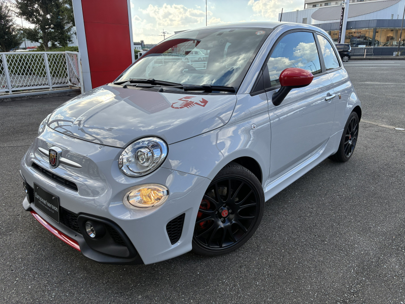 アバルト 595 F595  ディーラー車　Apple CarPlay　Bluetooth　純正17インチアルミホイール