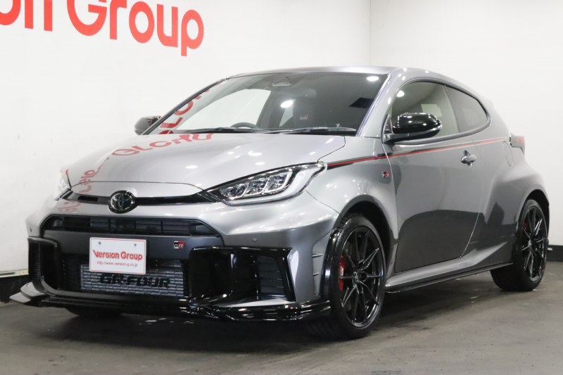 トヨタ GRヤリス RZハイパフォーマンス　新車保証継承付　ワンオーナー　禁煙車　6速MT　ターボ　マーブル柄カーボンルーフ　GRエアロパッケージ　クーリングパッケージ　JBL　ナビ　フルセグ　バックカメラ　HUD　BSM　ETC　18AW