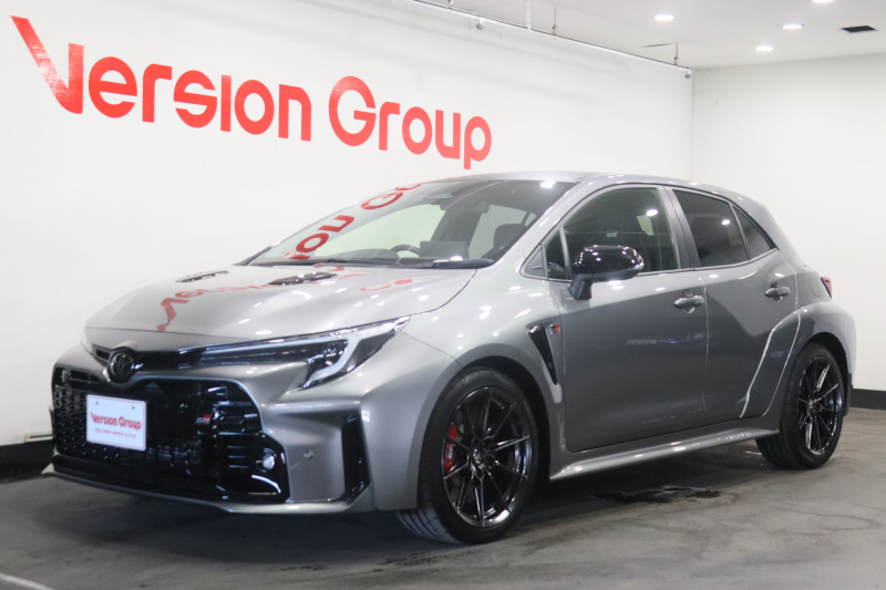 トヨタ GRカローラ RZ　新車保証継承付　ワンオーナー　禁煙車　寒冷地仕様　JBL　カーボンルーフ　6速MT　JBL　HUD　メモリーナビ　フルセグ　Bカメラ　クリアランスソナー　ステアヒーター　シートヒーター　18AW