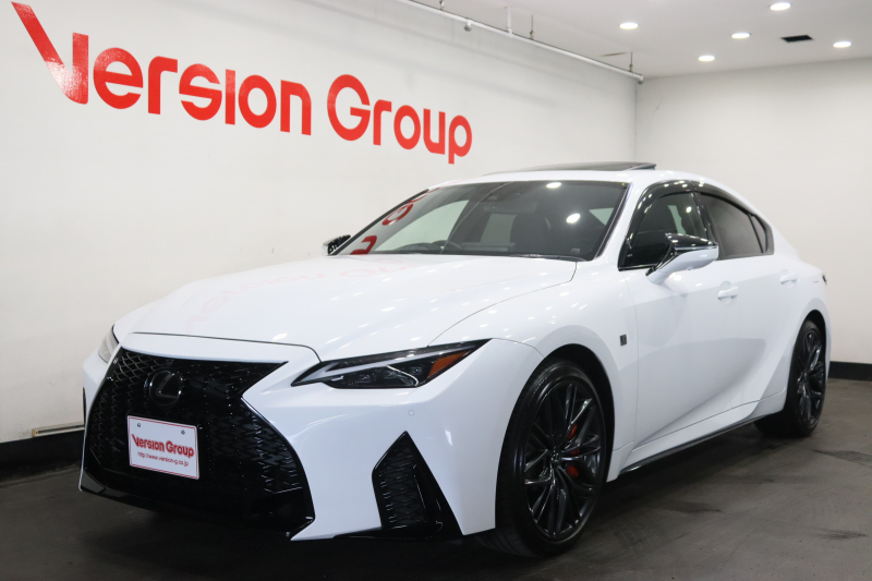 レクサス IS IS500　Fスポーツ　パフォーマンス　新車保証継承付　サンルーフ　オレンジキャリパー　全周囲カメラ　メモリーナビ　フルセグ　レクサスセーフティ　ベンチレーション　シートヒーター　LEDヘッドライト　パワーバックドア　19AW