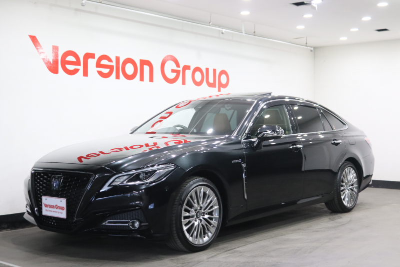 トヨタ クラウンハイブリッド Sエレガンススタイル　全国3年保証付　サンルーフ　エンジンスターター　全周囲カメラ　メモリーナビ　フルセグ　レーダークルコン　クリアランスソナー　レーンアシスト　パークアシスト　踏み間違い防止　衝突被害軽減　BSM　ETC