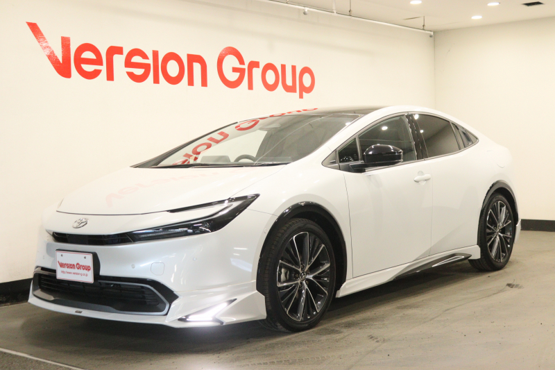 トヨタ プリウス Z　新車保証継承付　モデリスタ　パノラマルーフ　デジタルインナーミラー　メモリーナビ　フルセグ　全周囲カメラ　BSM　セーフティセンス　ワイヤレス充電　パワーバックドア　ドラレコ　ETC　19AW