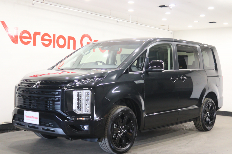 三菱 デリカD:5 シャモニー　新車保証継承付　ディーゼルターボ　4WD　社外10inフローティングDオーディオ　レーダークルコン　クリアランスソナー　レーンアシスト　衝突被害軽減　BSM　LED　オートハイビーム　両側電動スライドドア