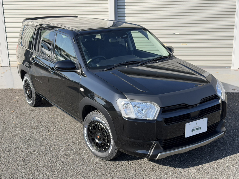 トヨタ プロボックスバン BLACK EDITION　Fハイブリッド