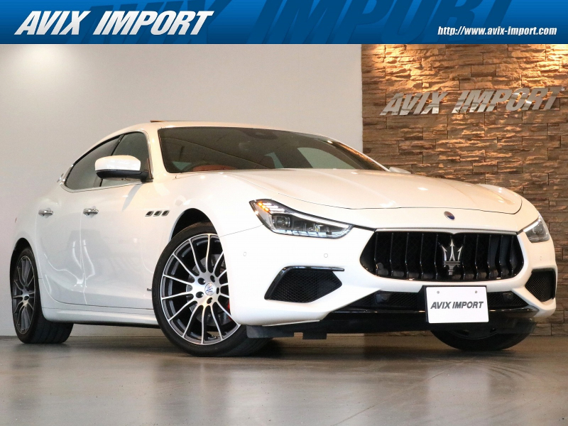 マセラティ ギブリ Gran Sport 右H正規D車 ｶﾞﾗｽSR 赤革 ﾂｰﾘﾝｸﾞPKG 純正ﾅﾋﾞ Bｶﾒﾗ＆Pｾﾝｻｰ ACC＆BSA＆LKA 電動ﾄﾗﾝｸ LEDﾍｯﾄﾞﾗｲﾄ ｽｶｲﾌｯｸｻｽ 赤ｷｬﾘﾊﾟｰ 純正20ｲﾝﾁAW 禁煙