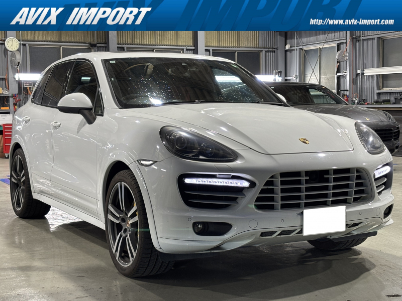 ポルシェ カイエン Turbo 右H正規D車 ｽﾎﾟｰﾂｸﾛﾉPKG ｽﾎﾟｰﾂﾃﾞｻﾞｲﾝPKG ﾊﾟﾉﾗﾐｯｸR ｶｰﾎﾞﾝｲﾝﾃﾘｱPKG 赤革 ｼｰﾄﾋｰﾀｰ ﾍﾞﾝﾁﾚｰｼｮﾝ 4ｿﾞｰﾝAC 純正ﾅﾋﾞ地ﾃﾞｼﾞ BOSE Bｶﾒﾗ＆PAS ACC LCA ﾊﾞｲｷｾﾉﾝHL ｴﾝﾄﾘｰD 電動Rｹﾞｰﾄ PASMｴｱｻｽ PDCC PCCB 黄ｷｬﾘﾊﾟｰ 純正21AW 禁煙