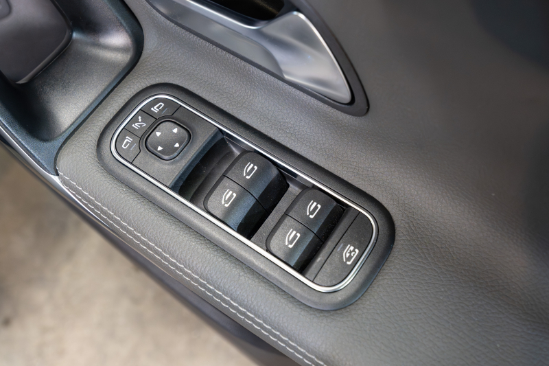 car thumbnails