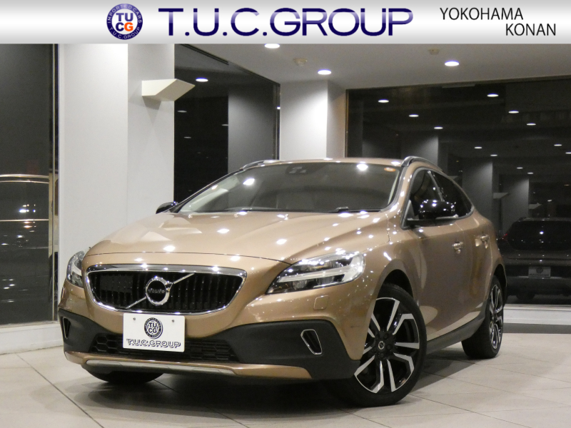 ボルボ V40 V40ｸﾛｽｶﾝﾄﾘｰ T5 AWD ﾓﾒﾝﾀﾑ　追ACC LKA LCMA BLIS 衝突軽減ﾌﾞﾚｰｷ ﾃｷｽﾀｲﾙｼｰﾄ HDDﾅﾋﾞTV BTｵｰﾃﾞｨｵ Bｶﾒﾗ Rｾﾝｻｰ LEDﾗｲﾄ 専用ｴｸｽﾃﾘｱ&18AW　2年保証