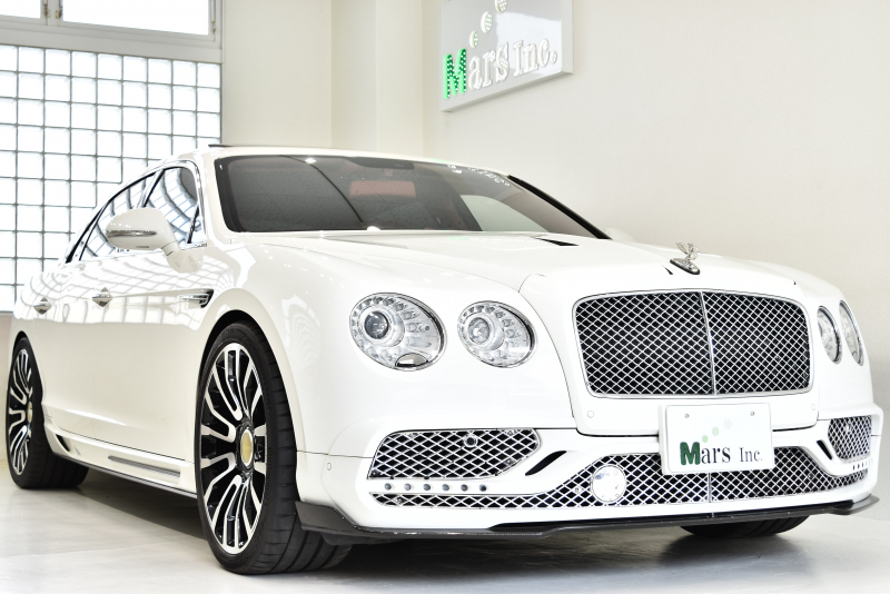 ベントレー フライングスパー 6.0 W12 正規ディーラー車 MANSORYエアロ MANSORYボンネット オプション＆カスタム総額1000万円オーバー MANSORY22インチホイール  レッドレザー 左ハンドル