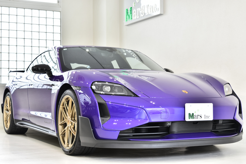 ポルシェ タイカン Turbo GT With Weissach Package 正規ディーラー車 PCCB BOSEサウンドシステム 21インチTurboGT鍛造軽量ホイール カーボン製フルバケットシート 右ハンドル 新車保証継承R10年3月迄