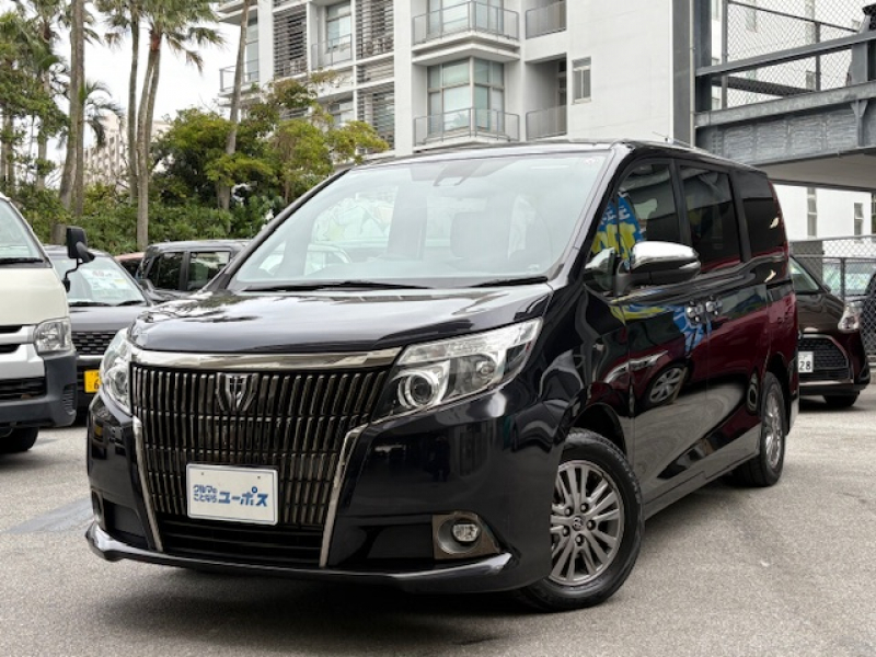 トヨタ エスクァイア Gi　ブラックテーラード　OP5年保証対象車　純正ナビ（CD／DVD／Bluetooth）　フリップダウンモニター　両側パワースライドドア　ウッドコンビステア　ETC　クルーズコントロール