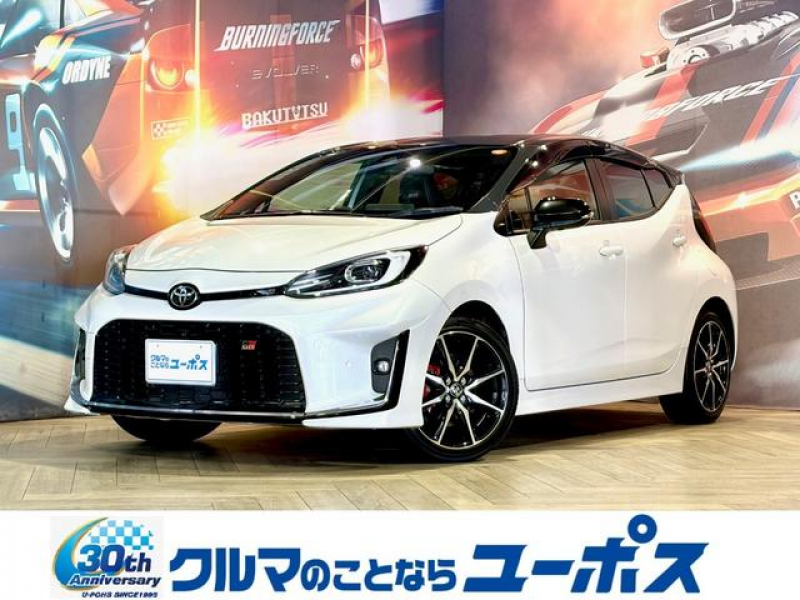 トヨタ アクア GRスポーツ　純正ナビ（Bluetooth／フルセグ／USB）　全方位カメラ　OP10年保証対象　トヨタセーフティーセンス　クルーズコントロール　ETC　BSM　シートヒーター　ステアリングヒーター　AC100V