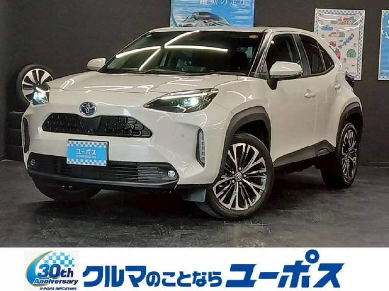 トヨタ ヤリスクロス ハイブリッドZ　OP5年保証対象車両　純正SDナビ　バックモニター／360°ビューモニター　HUD　パワーシート　ETC　ドライブレコーダー　オートマチックハイビーム　BSM　コーナーセンサー　シートヒーター