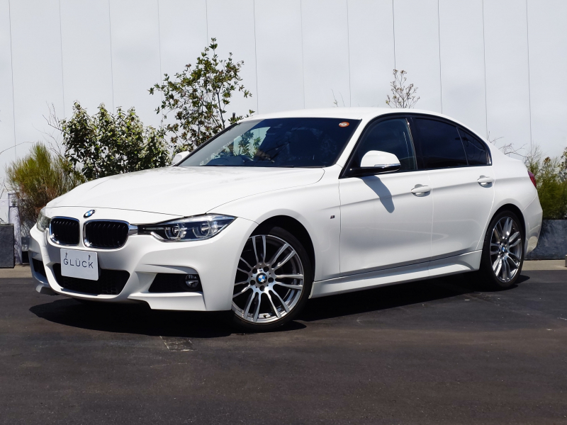 BMW 3シリーズ 320i Mスポーツ 6MT　1オーナー アダプティブLED 19インチA/W ブラインドスポット レーンデパーチャー プリクラッシュ パークディスタンスコントロール HDDナビ 電動スポーツシート Mエアロ Mスポーツサス コンフォートアクセス