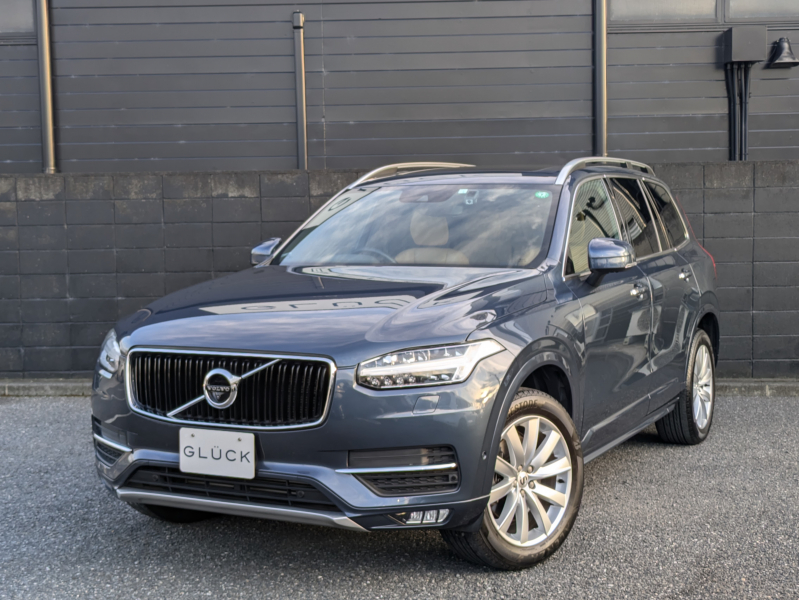 ボルボ XC90 D5AWDモーメンタム　パノラマスライディングルーフ　ポールスター　キャメルレザーシート　360度カメラ