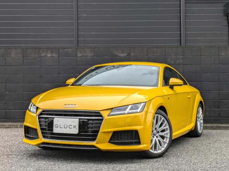 アウディ TTクーペ 2.0TFSI　Sラインパッケージ　バーチャルコクピット　マトリクスLED 　クルーズコントロール