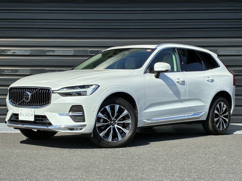 ボルボ XC60 アルティメットB5 AWD 　1オーナー　サンルーフ　ナッパレザーシート　ナビ　　シートヒーター＆ベンチレーション　harman/kardon　全周囲カメラ　ハンズフリーパワーバックドア　BSモニタ　ディスプレイオーディオ