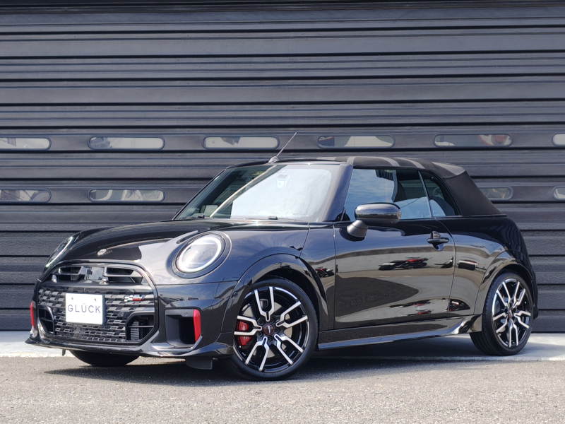 MINI(ミニ) ミニコンバーチブル ジョン・クーパー・ワークスDCT 1オーナー 禁煙車 電動トップ  harman/kardonサウンドシステム HUD 純正18インチAW センターマフラー 全周囲カメラ パークアシスト ヒーター付電動フロントシート 運転席シートメモリー ACC 新車保証継承