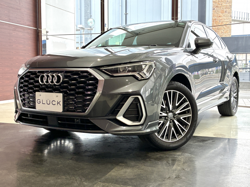 アウディ Q3 35TFSI Sライン ベーシックPKG テクノロジーPKG アシスタンスPKG Pガラス シートヒーター ドラレコ 全方位カメラ