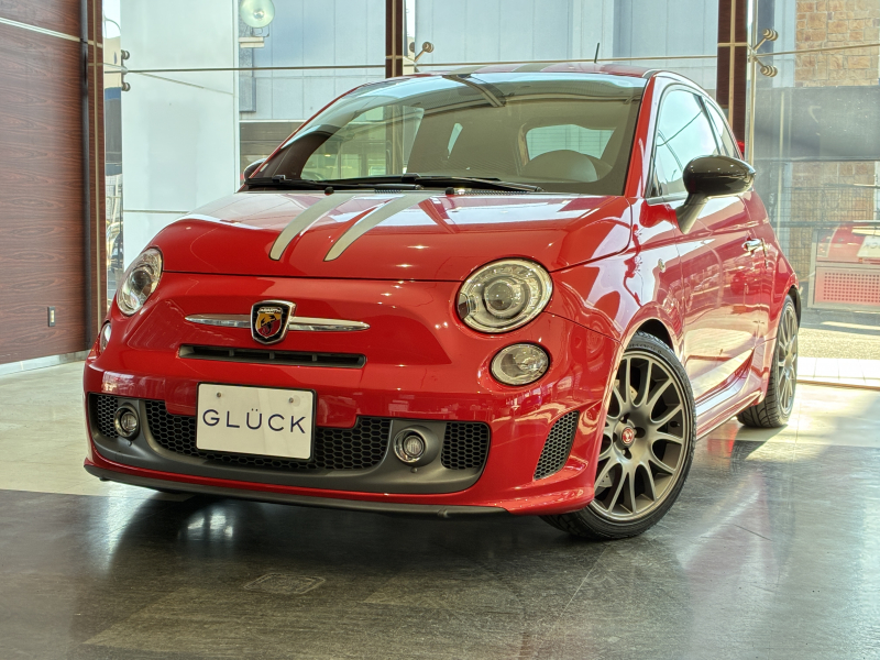 アバルト 695 トリビュート・フェラーリ正規ディーラー車 世界限定1696台 左H Sabelt製カーボンバケットシート 専用エクステリア 17インチAW