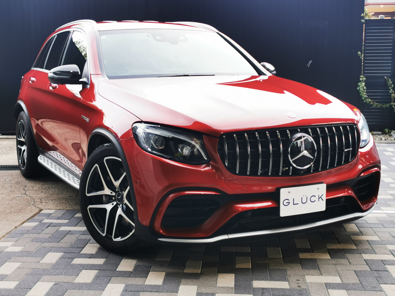 AMG GLC 63　4マチック　レーダーセーフティパッケージ　AMGパフォーマンスステアリング　AMGダイナミックエンジンマウント　AMGパフォーマンスエグゾーストシステム　360度カメラ　AMG20ホイール