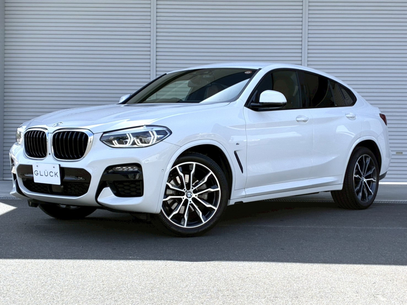 BMW X4 BMW X4 xDrive20d Mスポーツ 1オーナー アルピンホワイトⅢ 禁煙車/純正ナビ/iDrive/バックカメラ/360°カメラ/Bluetooth/フルセグTV/AppleCarPlay/LEDヘッドライト/パワーバックドア/パノラマサンルーフ/パワーシート/シートヒーター/3ゾーンAC/クルーズコントロール/スマートキー/ETC