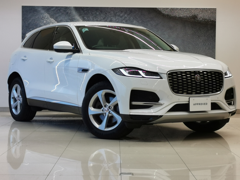 ジャガー F-PACE S2.0L P250 12Way電動フロントシート(ヒーター付)19インチstyle5037 プレミアムLEDヘッドライト エボニーデュオレザーシート パドルシフト Pivi Pro アンビエントライト エアクオリティセンサ LKA BSA　ACC パワーテールゲート