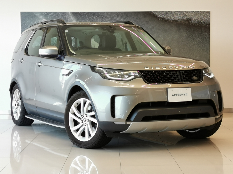 ランドローバー ディスカバリー HSE Luxuryディーゼル 4WD 1オーナー 7人乗り 固定式サイドステップ サンルーフ Meridianサラウンド フロント電動シート(ヒーター/クーラー付) 　20インチスタイル1011 アンビエントライト パワーテールゲート ドライブプロパック エアサス 禁煙車 センターコンソールクーラーボックス