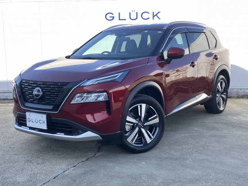 日産 エクストレイル 1.5G e-4ORCE 4WD 1オーナー 禁煙車 デジタルインナーミラー ステアリングヒーター ワイヤレスデバイスチャージング アダプティブLEDライトシステム HUD 全席シートヒーター パワーテールゲート 全周囲カメラ デジタルTV 純正19AW ACC