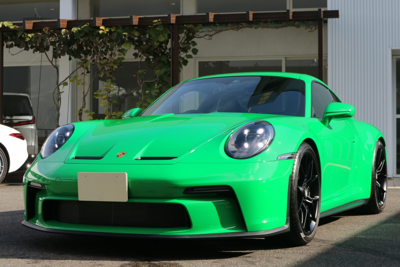 ポルシェ 911(Type992) GT3　ツーリングPKG　正規ディ－ラ－車　オプション多数